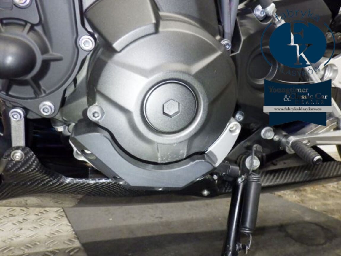 YAMAHA XSR900 2018 - zdjęcie 12