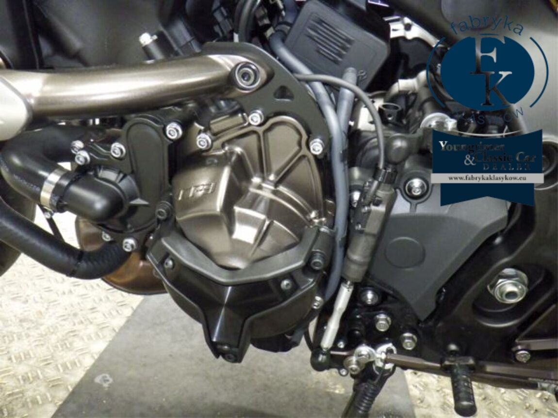 YAMAHA XSR900-2 2023 - zdjęcie 12