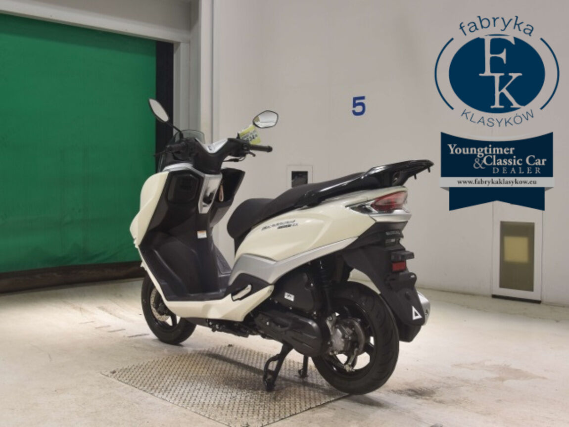 SUZUKI BURGMAN STREET 125EX  - zdjęcie 7
