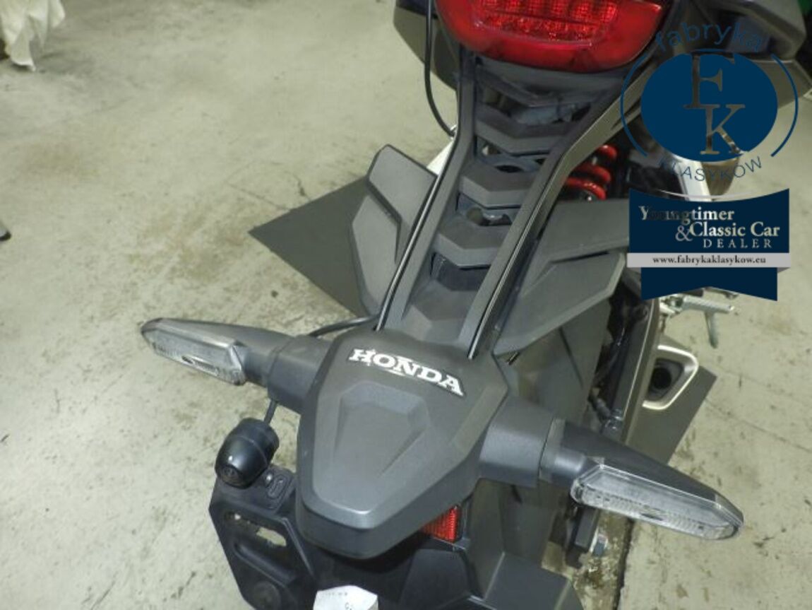 HONDA CB650R 2023 - zdjęcie 19