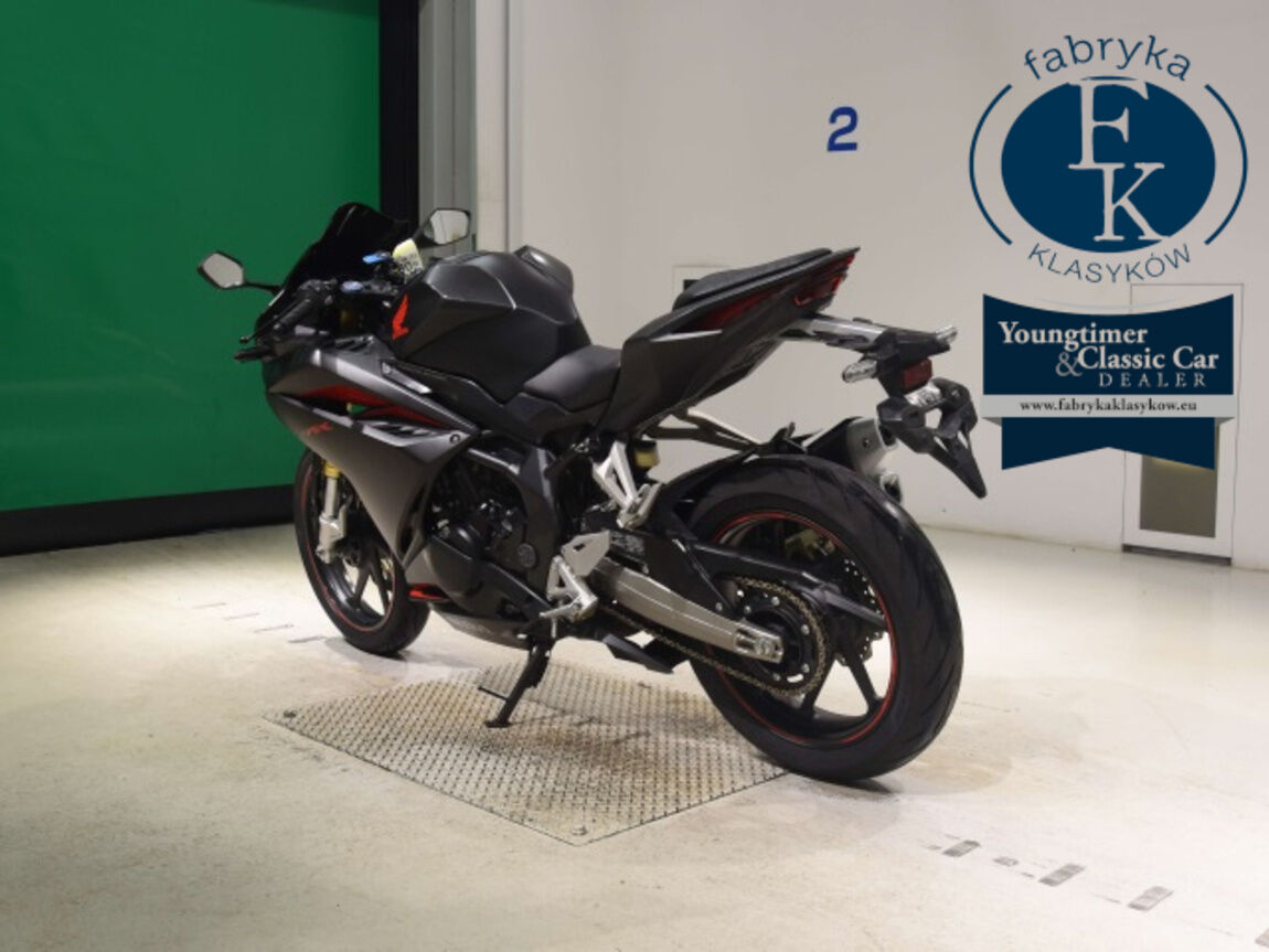 HONDA CBR250RR  - zdjęcie 7