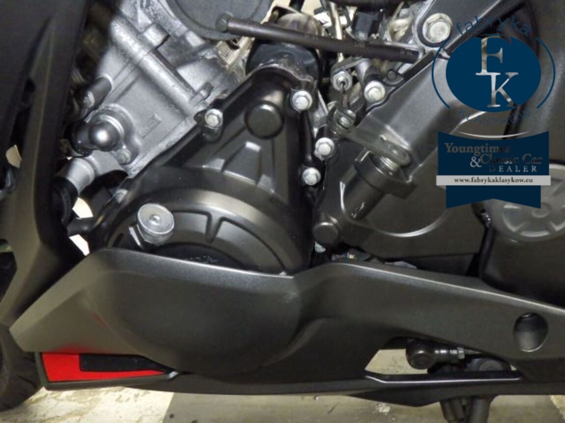 HONDA CBR250RR  - zdjęcie 12