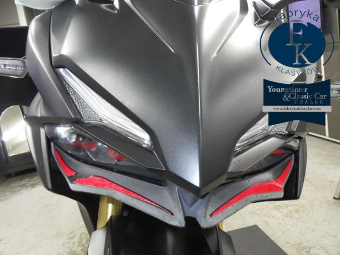 HONDA CBR250RR  - zdjęcie 16
