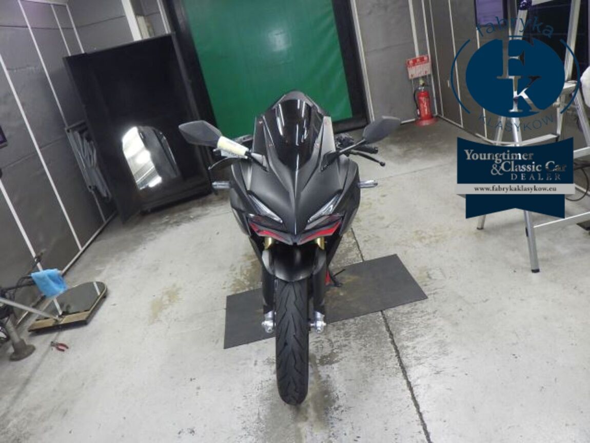 HONDA CBR250RR  - zdjęcie 21