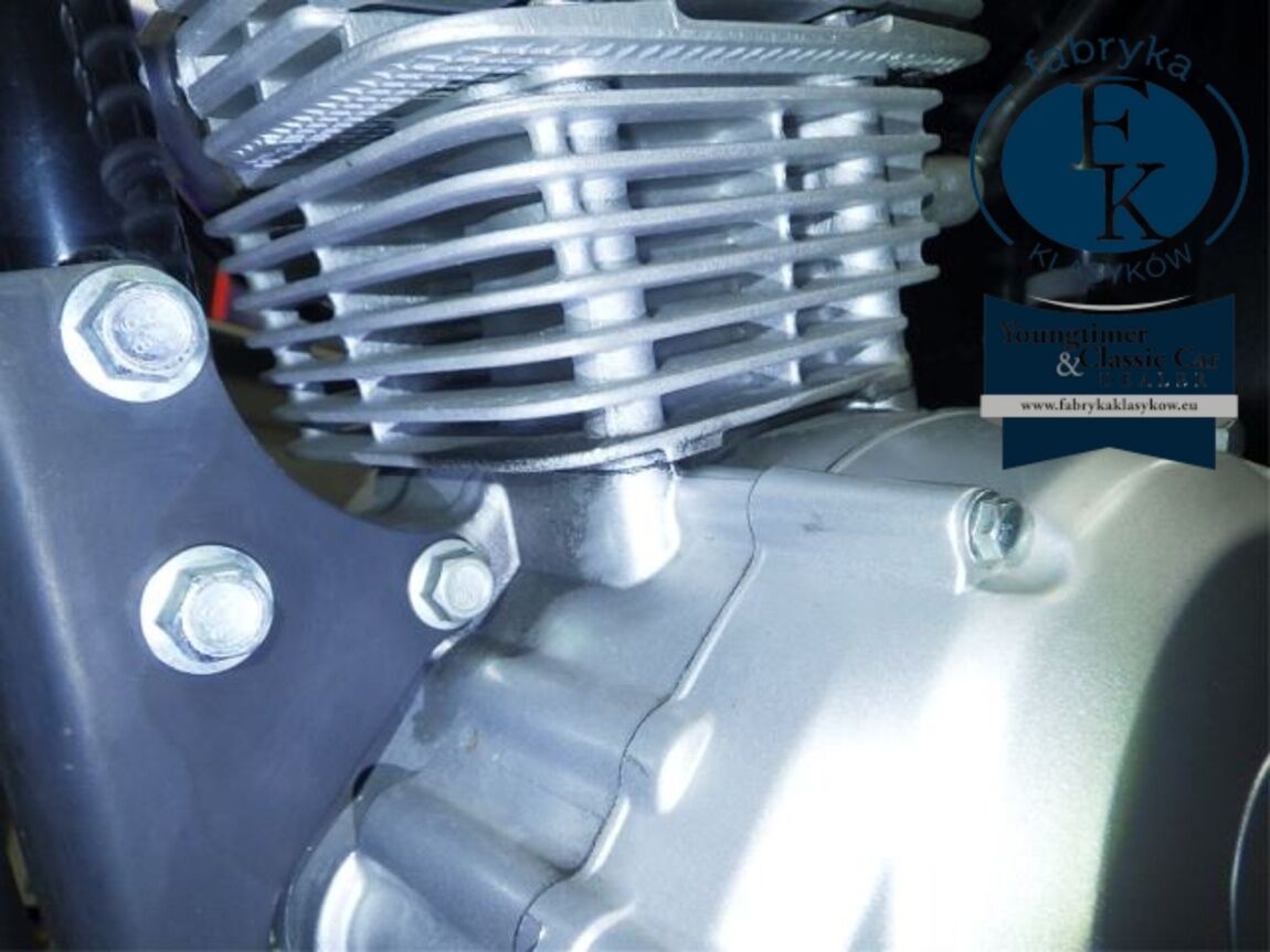 YAMAHA YB125SP  - zdjęcie 11