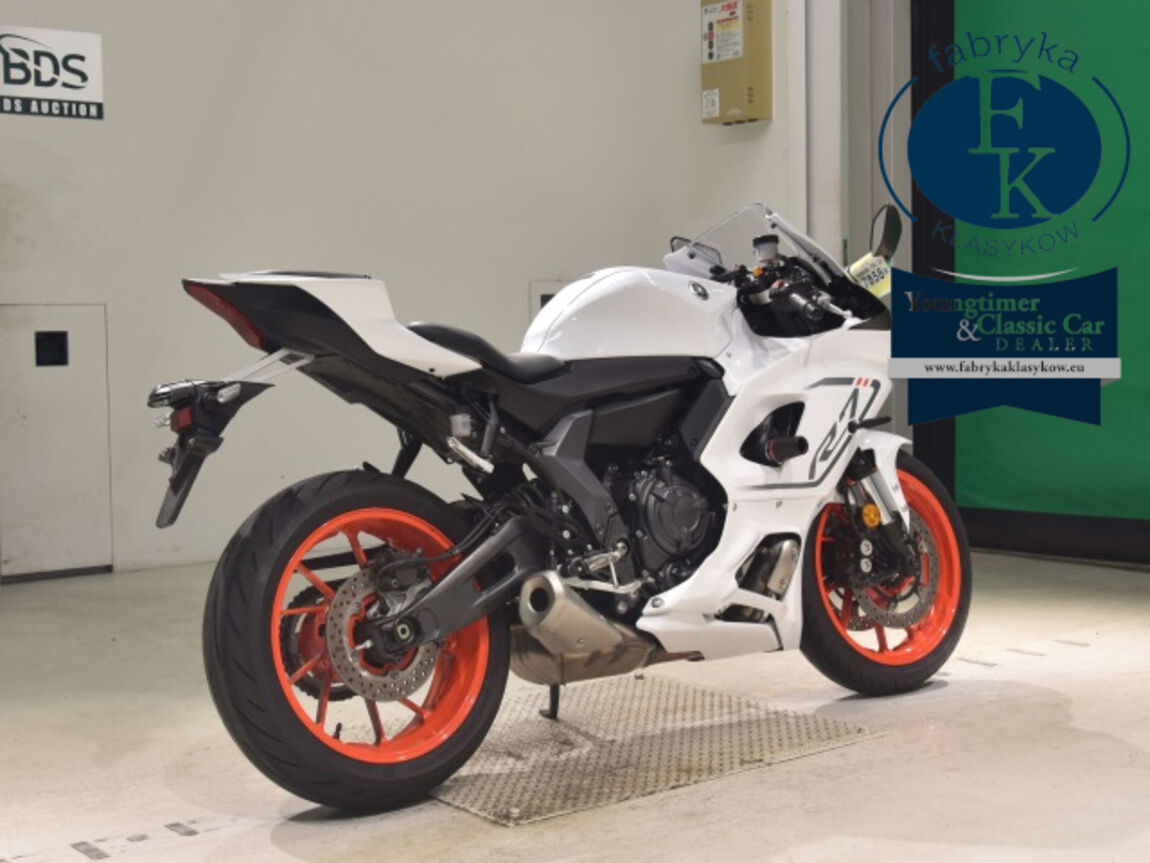 YAMAHA YZF-R7-2 2023 - zdjęcie 6