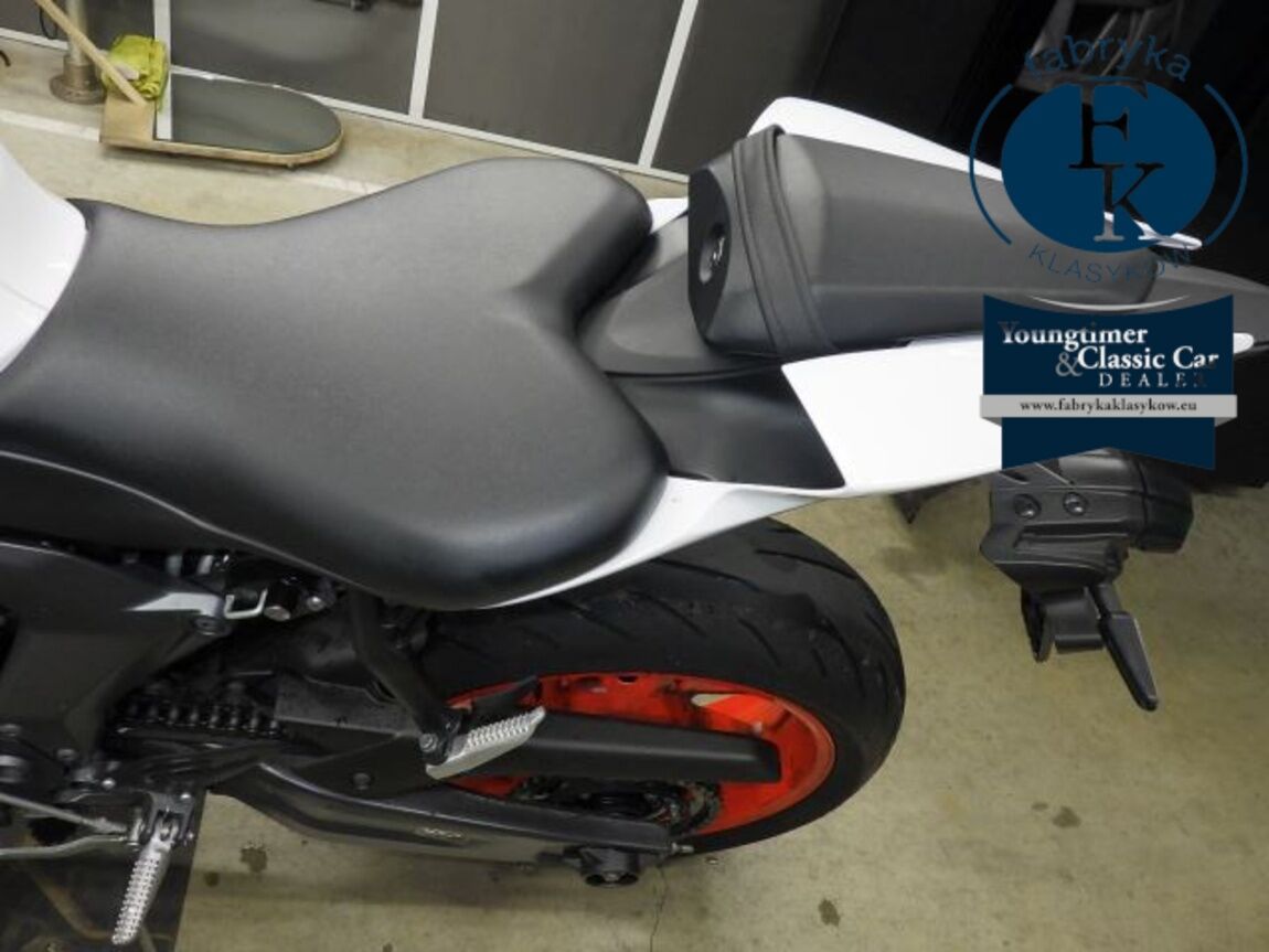 YAMAHA YZF-R7-2 2023 - zdjęcie 19