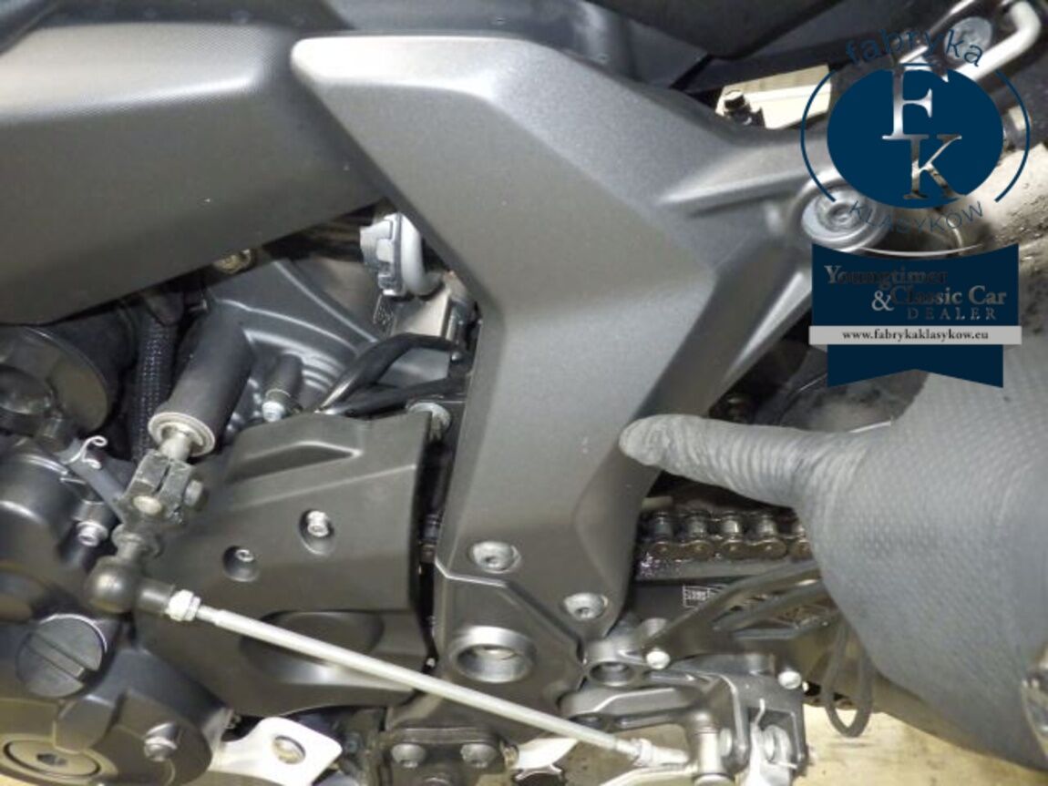 YAMAHA YZF-R7-2 2023 - zdjęcie 30