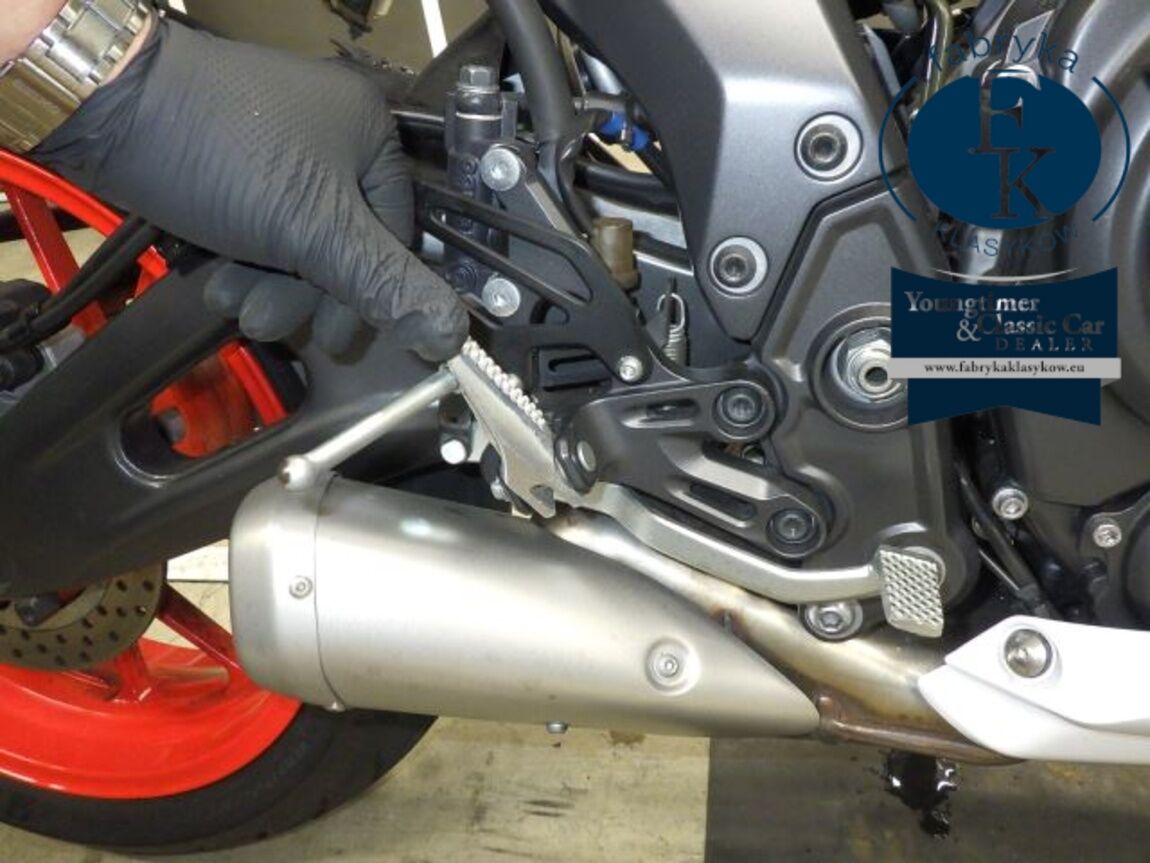 YAMAHA YZF-R7-2 2023 - zdjęcie 31