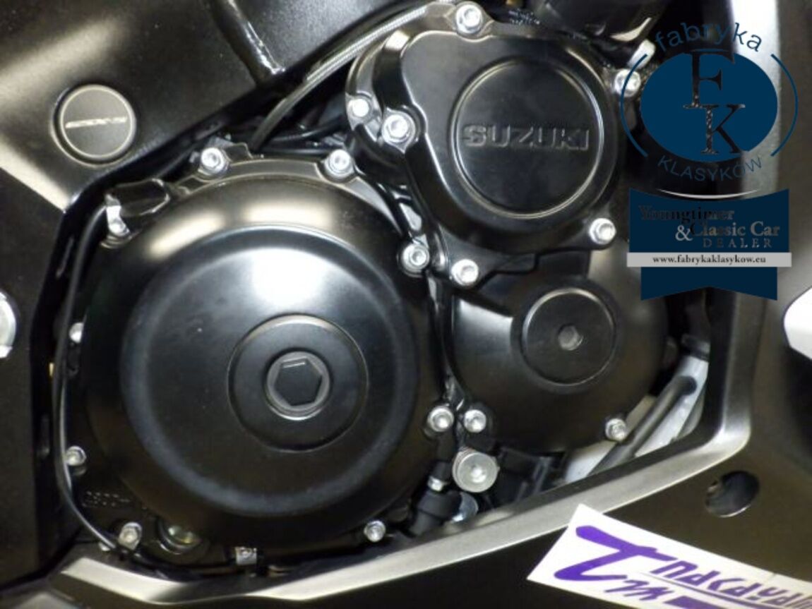 SUZUKI GSX-S1000F 2022 - zdjęcie 9