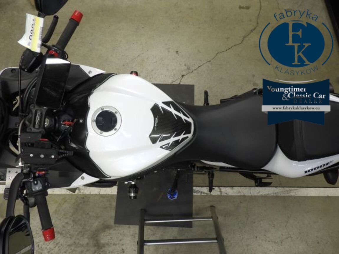 SUZUKI GSX-S1000F 2022 - zdjęcie 32