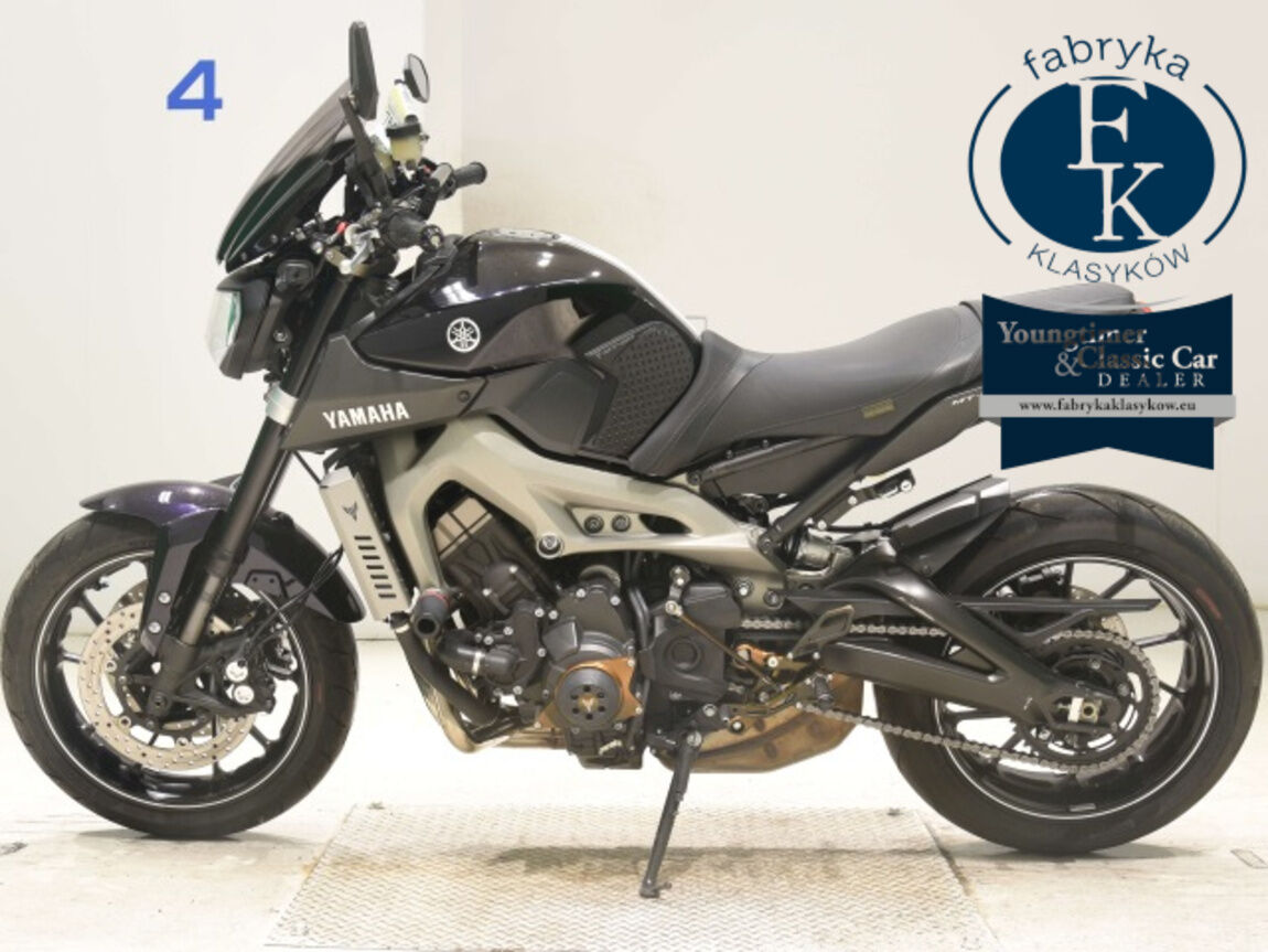 YAMAHA MT-09 2016 - zdjęcie 3