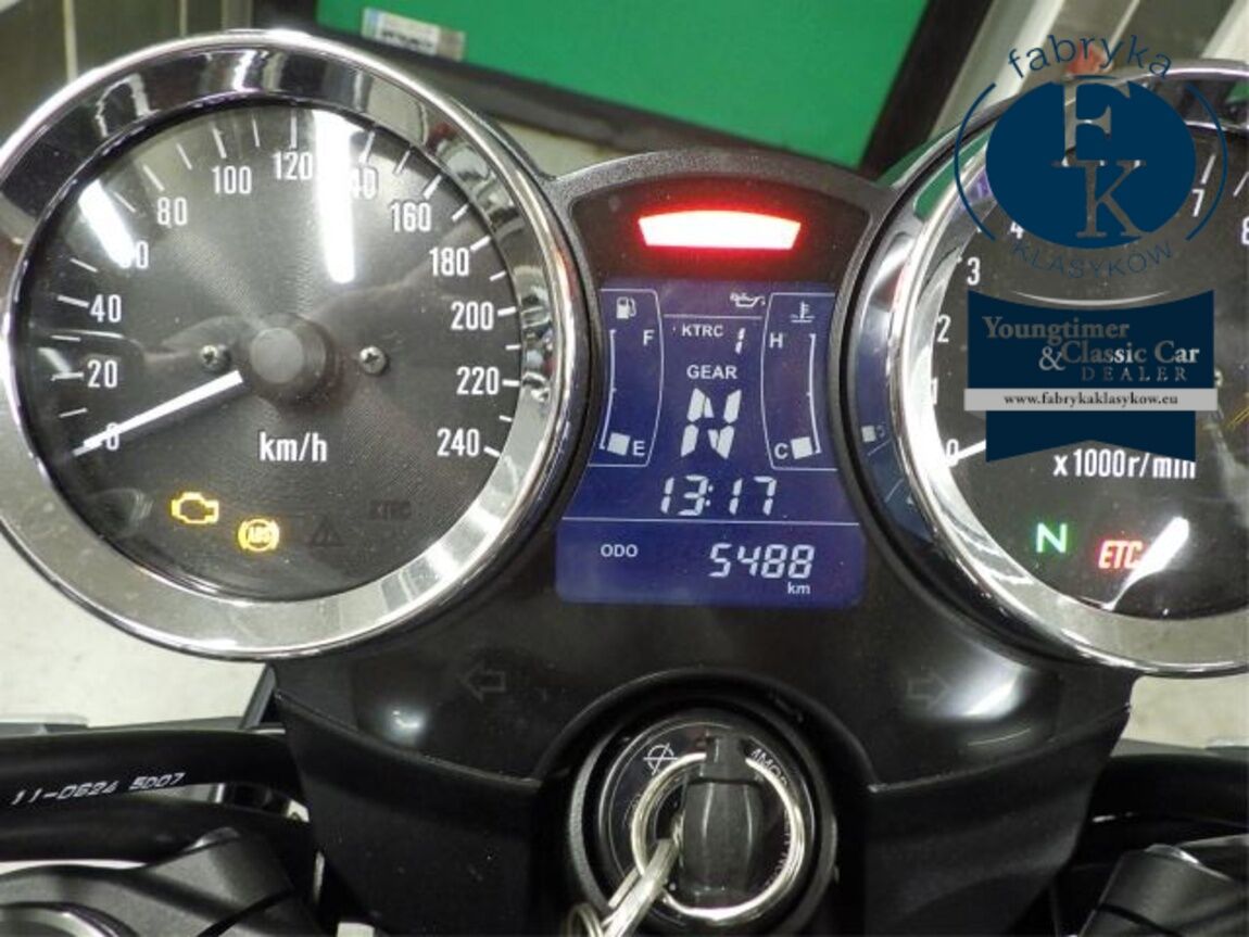 KAWASAKI Z900RS 2025 - zdjęcie 13