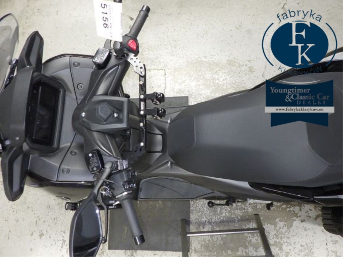 YAMAHA X-MAX250-2 TRIKE  - zdjęcie 32