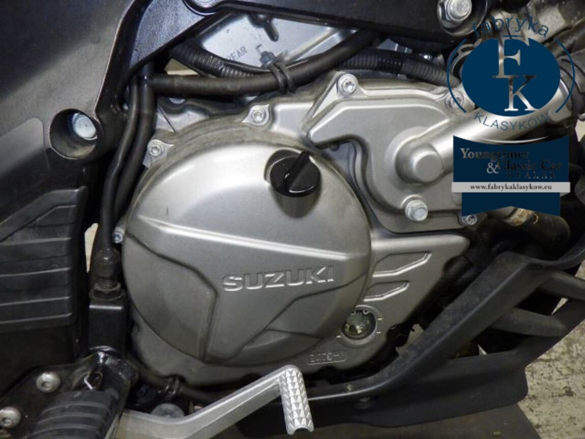 SUZUKI V STROM 650XTA 2023 - zdjęcie 9