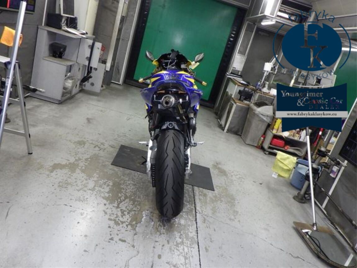 HONDA CBR1000RR 2007 - zdjęcie 33