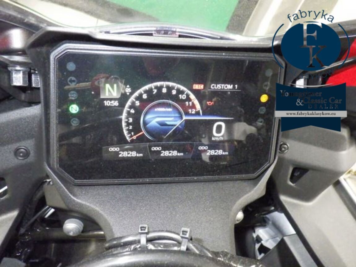 YAMAHA YZF-R9 2026 - zdjęcie 15