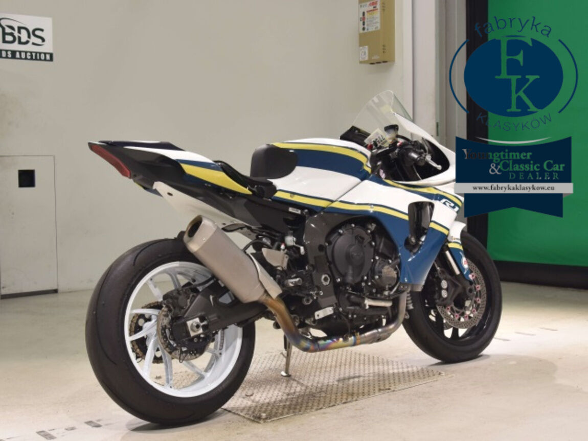 YAMAHA YZF-R1 2022 - zdjęcie 6