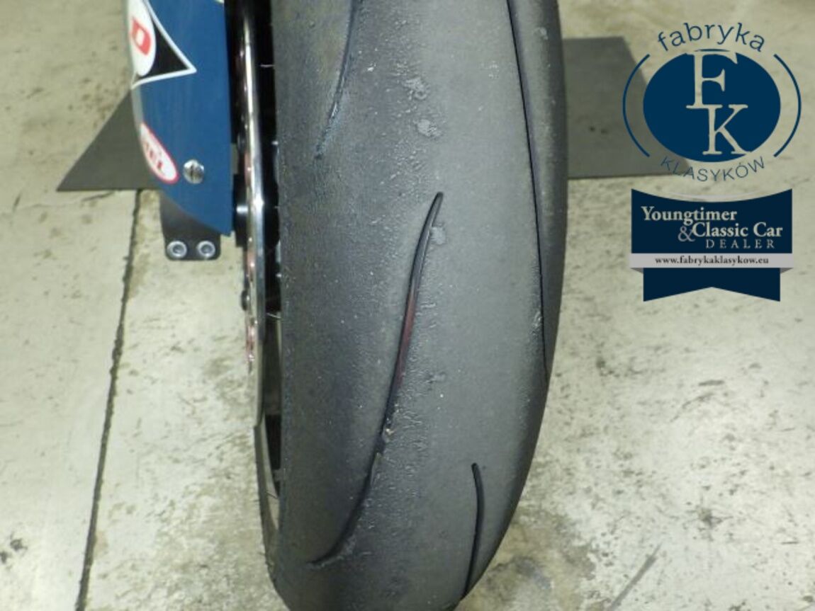 YAMAHA YZF-R1 2022 - zdjęcie 23