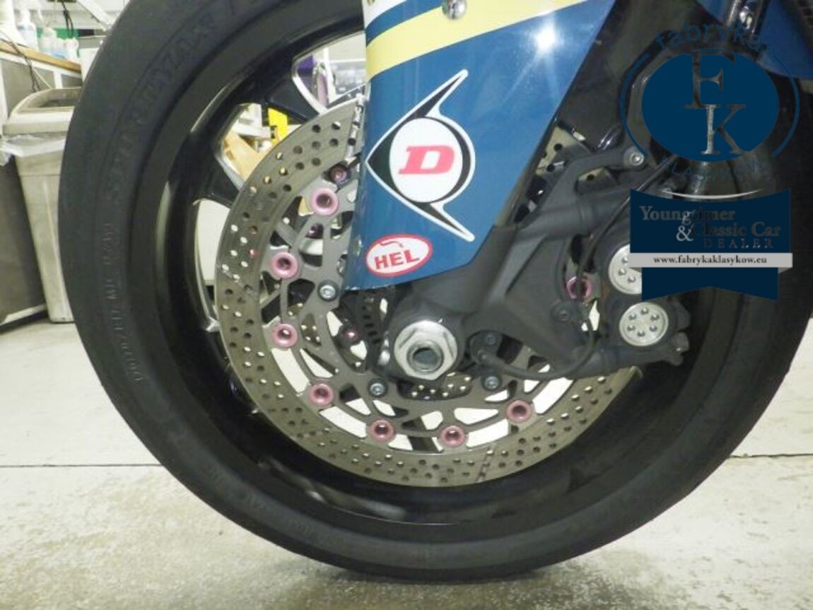 YAMAHA YZF-R1 2022 - zdjęcie 25