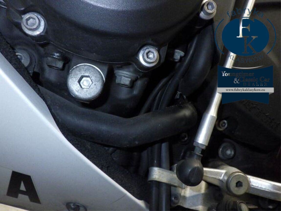 YAMAHA YZF-R1 2009 - zdjęcie 10