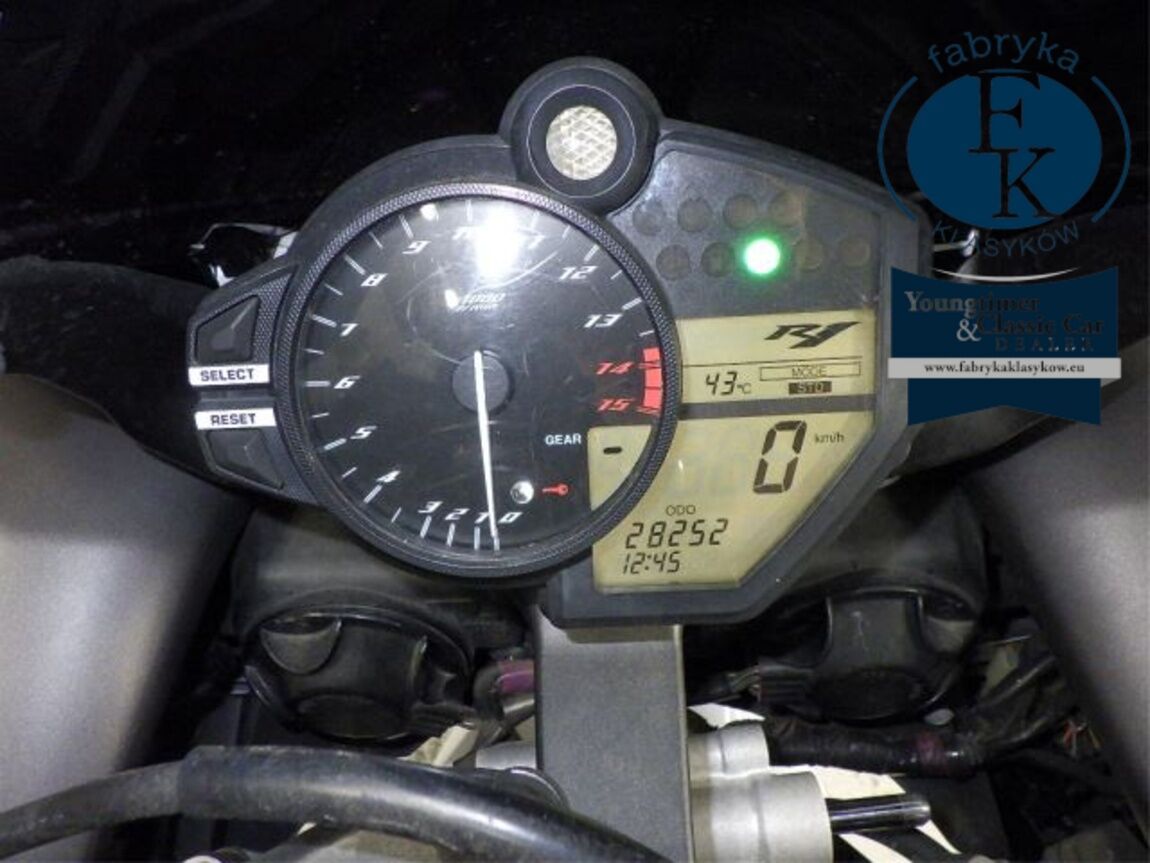 YAMAHA YZF-R1 2009 - zdjęcie 13