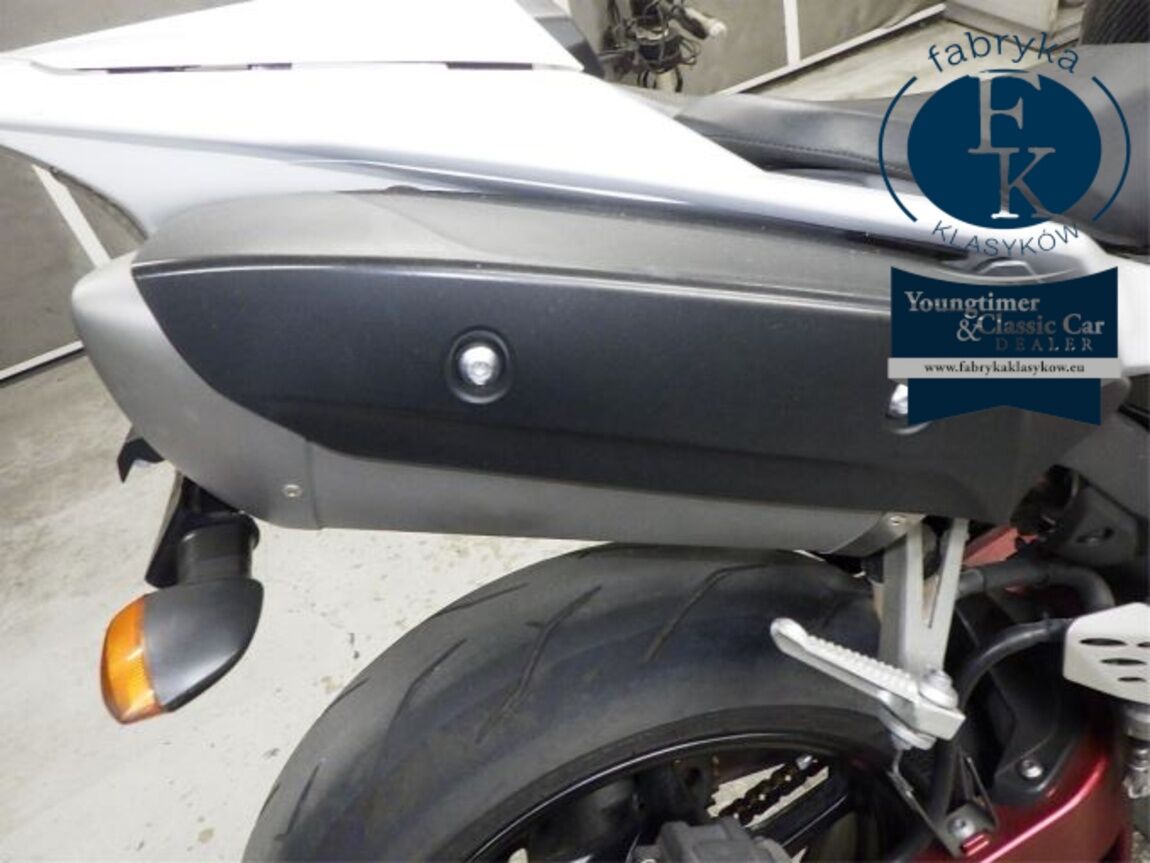 YAMAHA YZF-R1 2009 - zdjęcie 15