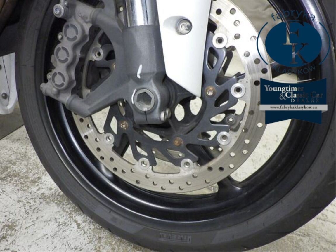 YAMAHA YZF-R1 2009 - zdjęcie 22