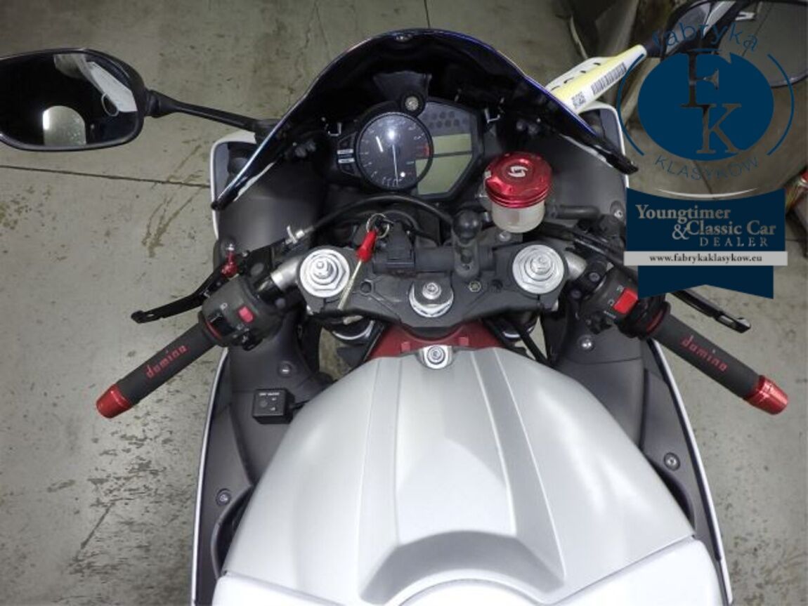YAMAHA YZF-R1 2009 - zdjęcie 23