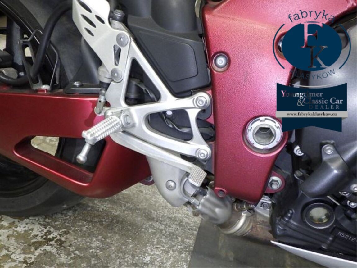 YAMAHA YZF-R1 2009 - zdjęcie 30