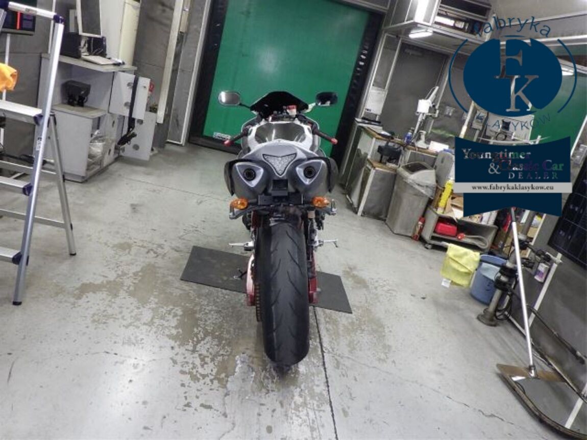 YAMAHA YZF-R1 2009 - zdjęcie 31