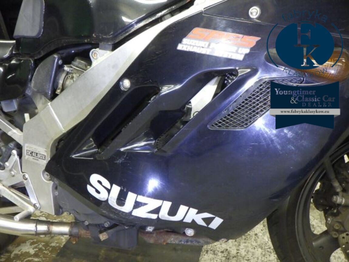 SUZUKI GSX-R400 1989 - zdjęcie 18