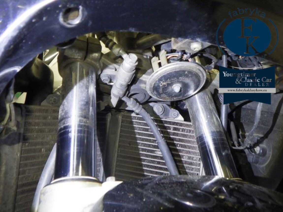 SUZUKI GSX-R400 1989 - zdjęcie 21