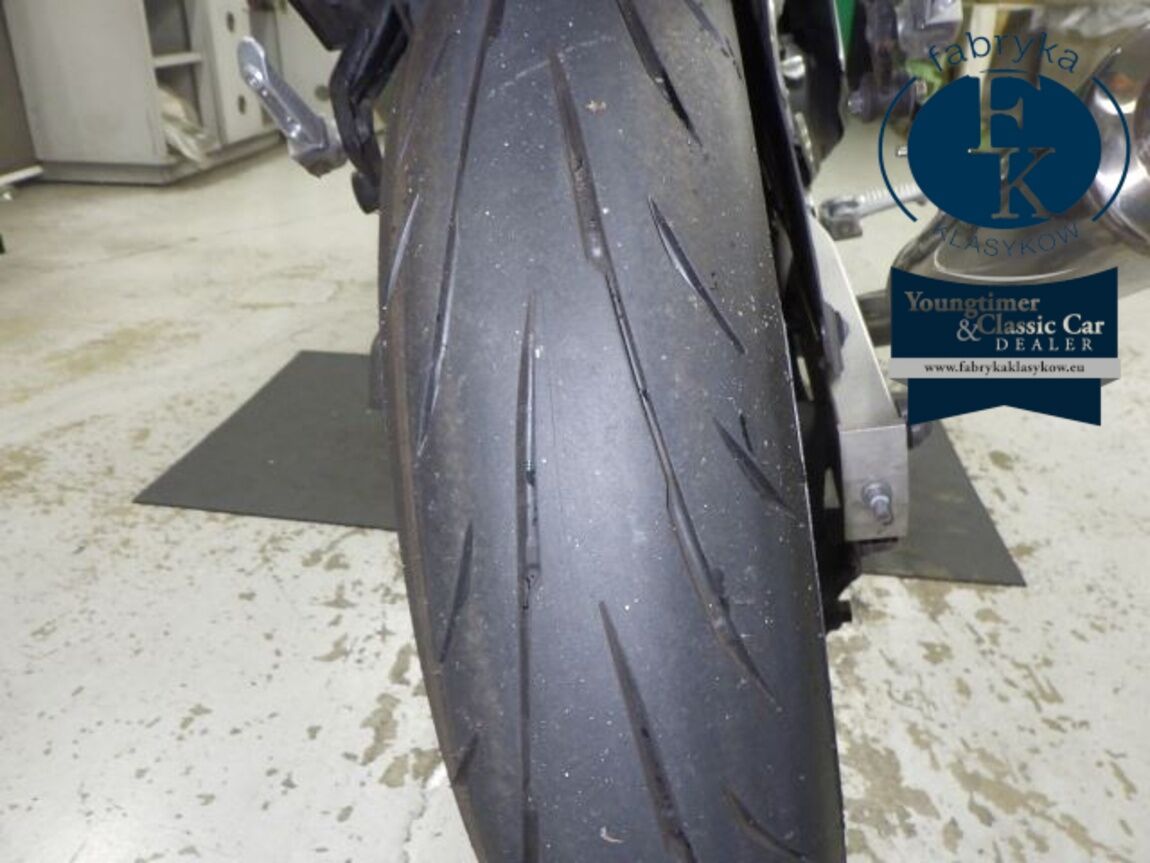 SUZUKI GSX-R400 1989 - zdjęcie 26