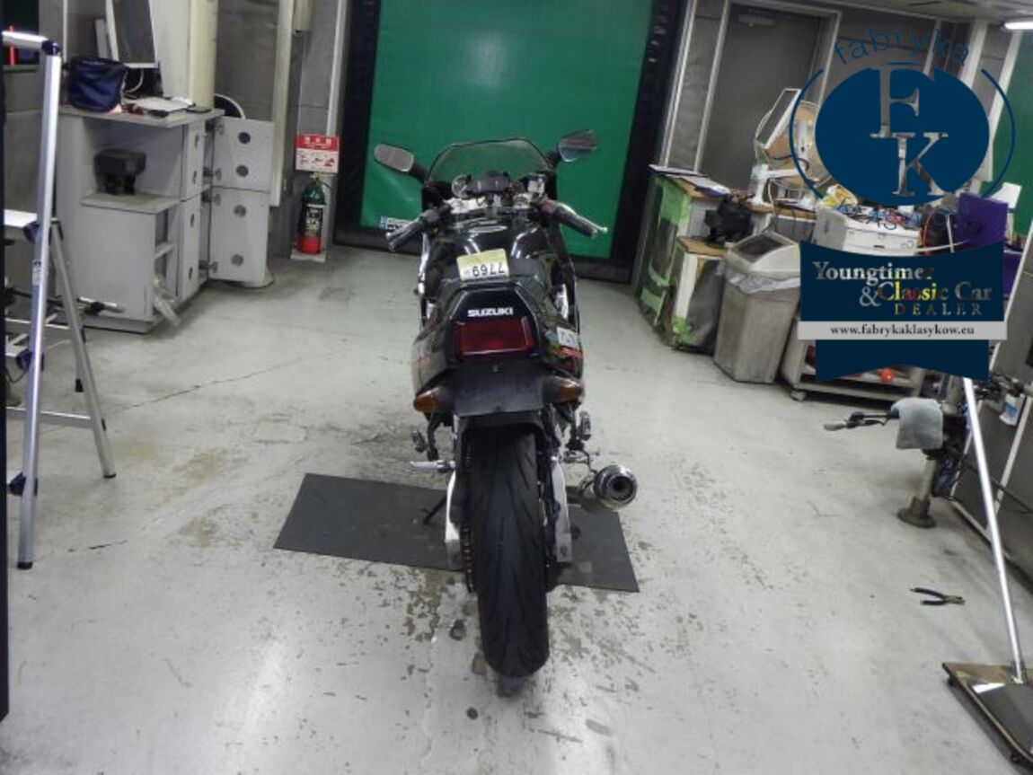 SUZUKI GSX-R400 1989 - zdjęcie 31
