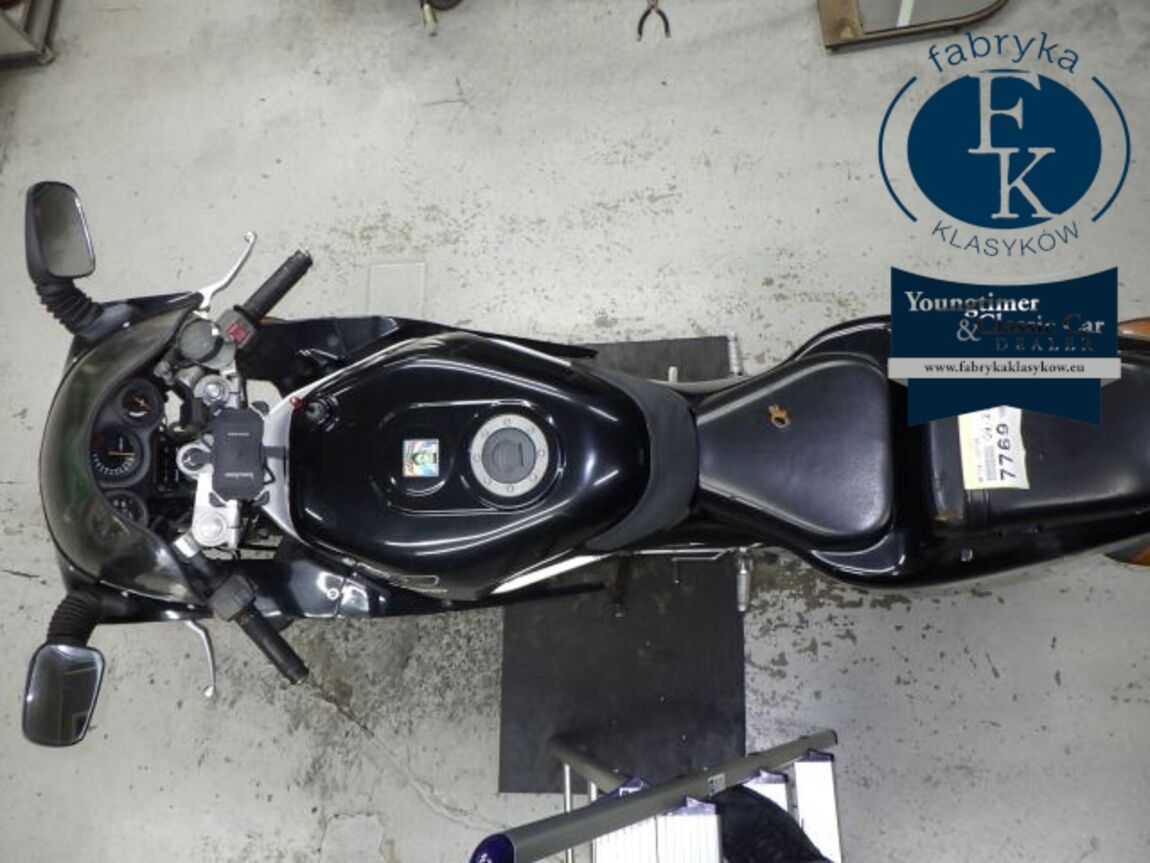 SUZUKI GSX-R400 1989 - zdjęcie 32