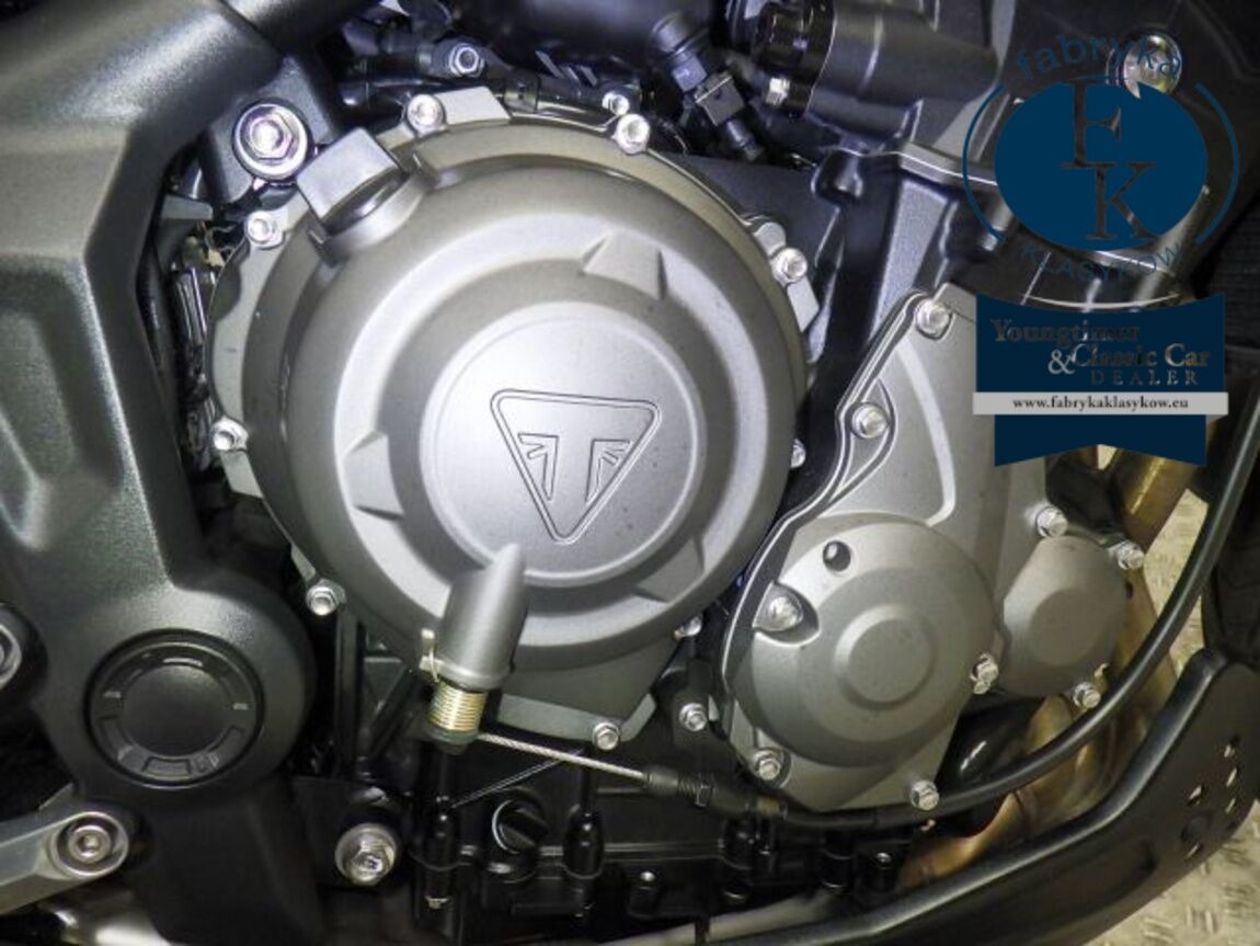 TRIUMPH TRIDENT 660 2023 - zdjęcie 9