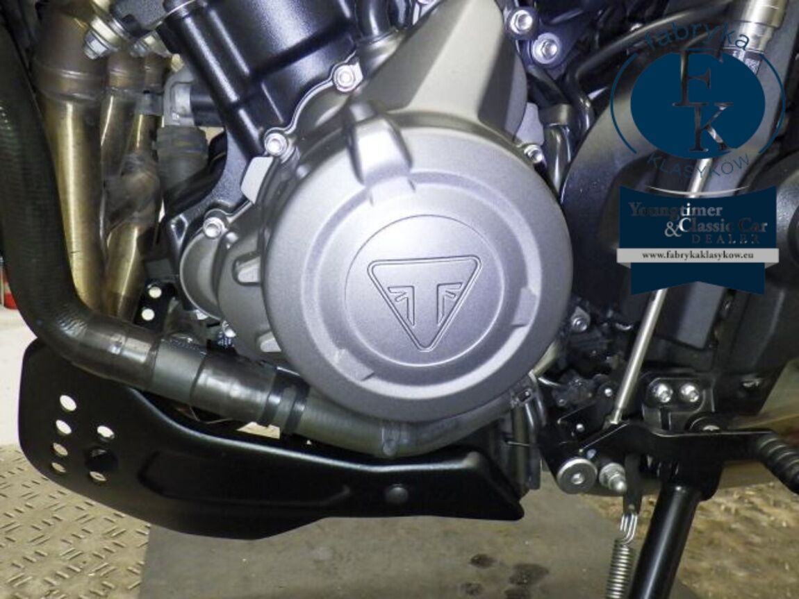 TRIUMPH TRIDENT 660 2023 - zdjęcie 12
