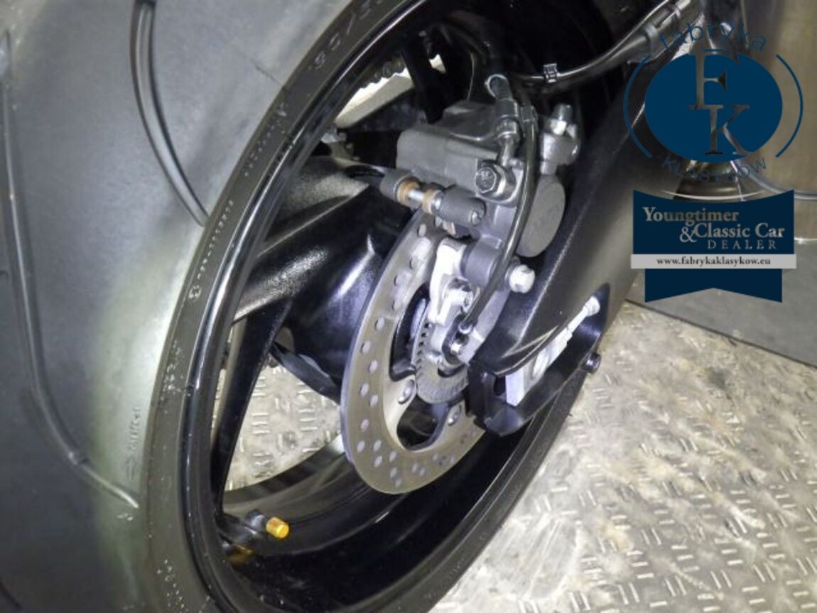 SUZUKI KATANA1000 2021 - zdjęcie 26