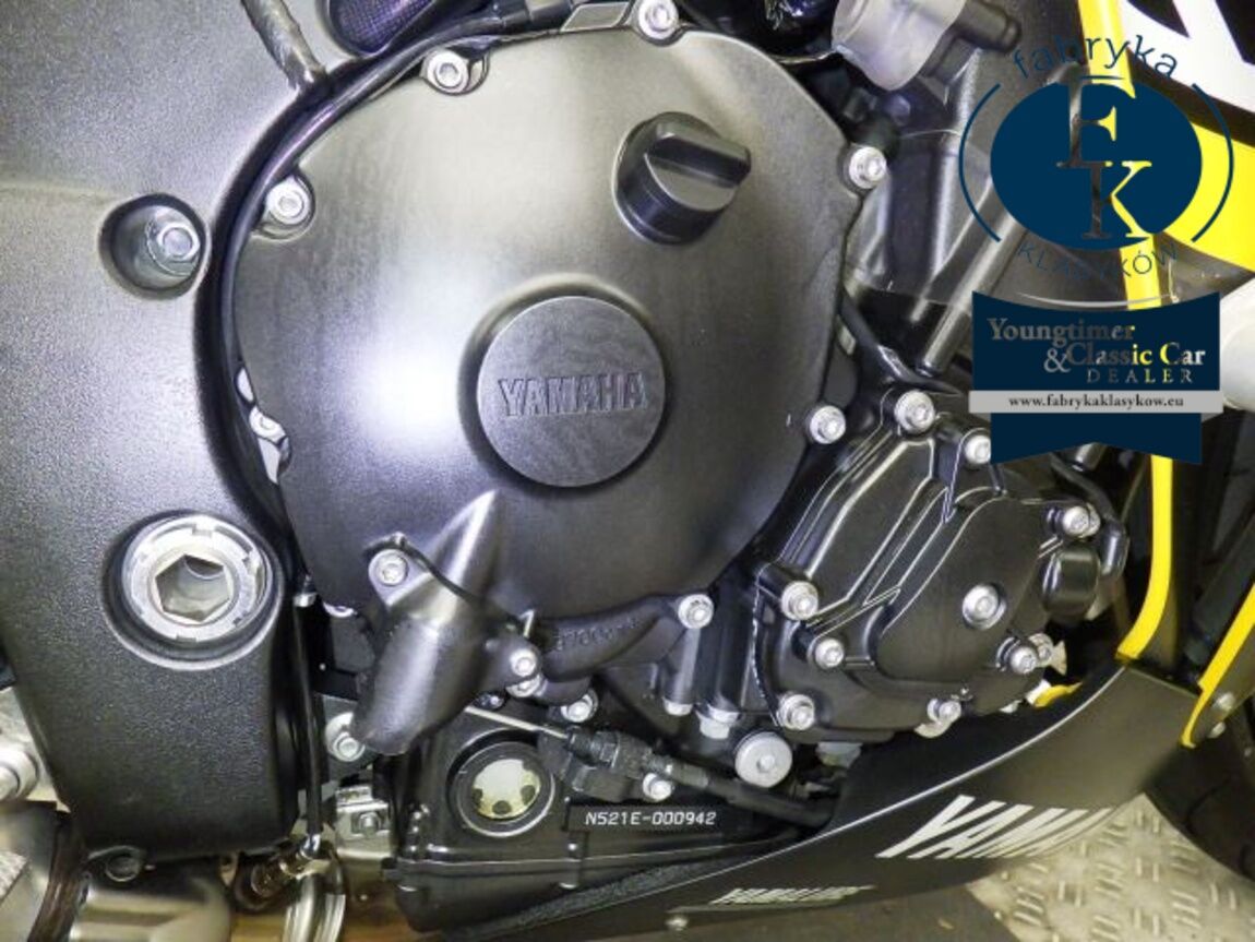 YAMAHA YZF-R1 2011 - zdjęcie 9
