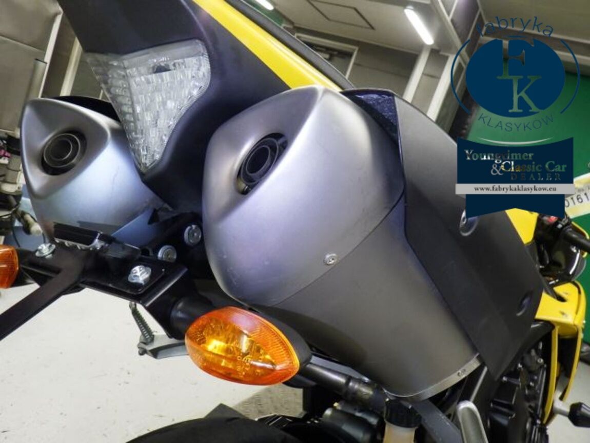 YAMAHA YZF-R1 2011 - zdjęcie 16