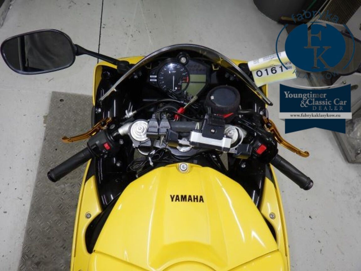 YAMAHA YZF-R1 2011 - zdjęcie 21