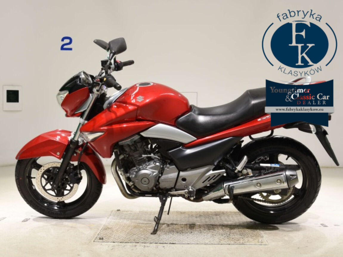 SUZUKI GSR250  - zdjęcie 3