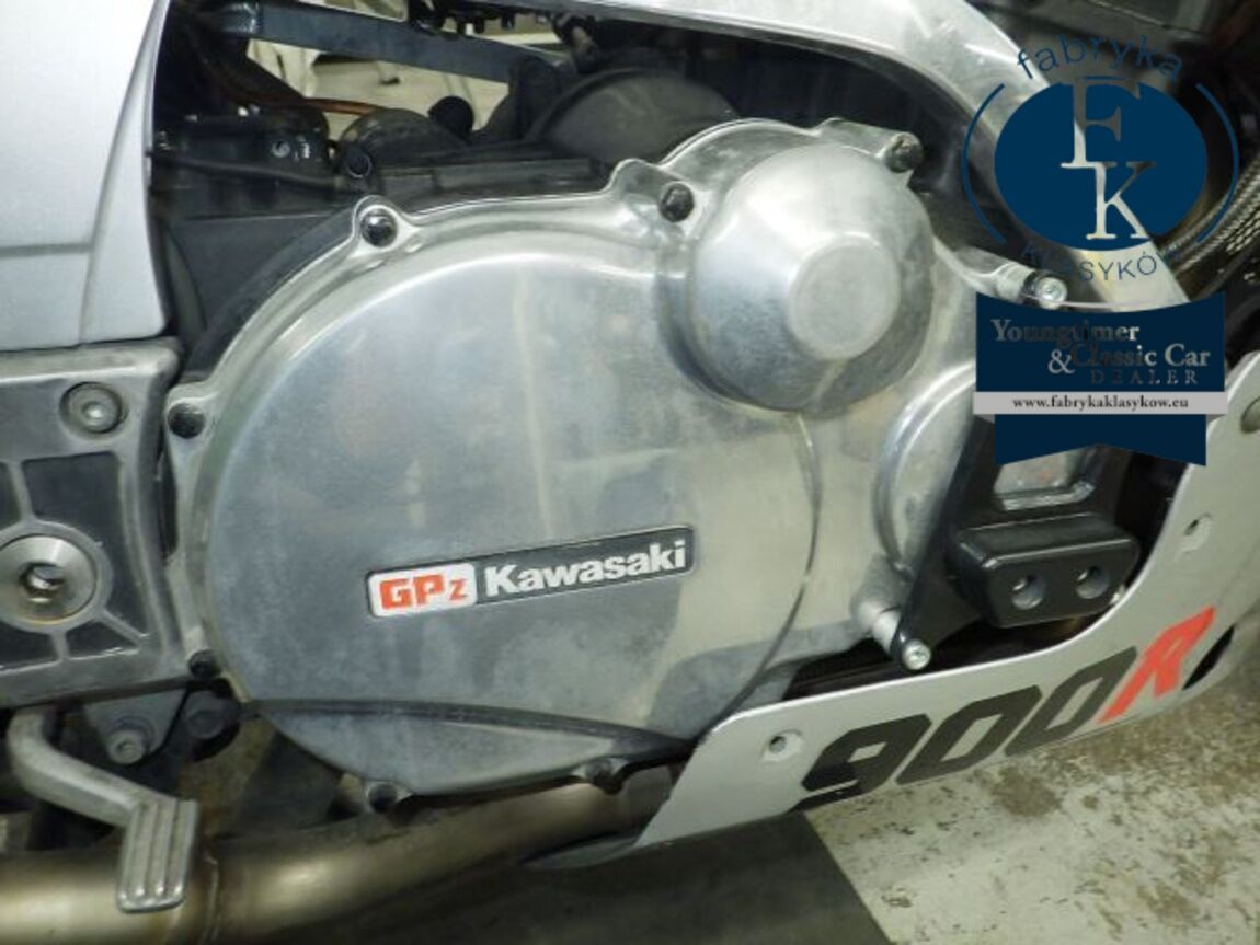 KAWASAKI GPZ900R 1987 - zdjęcie 9