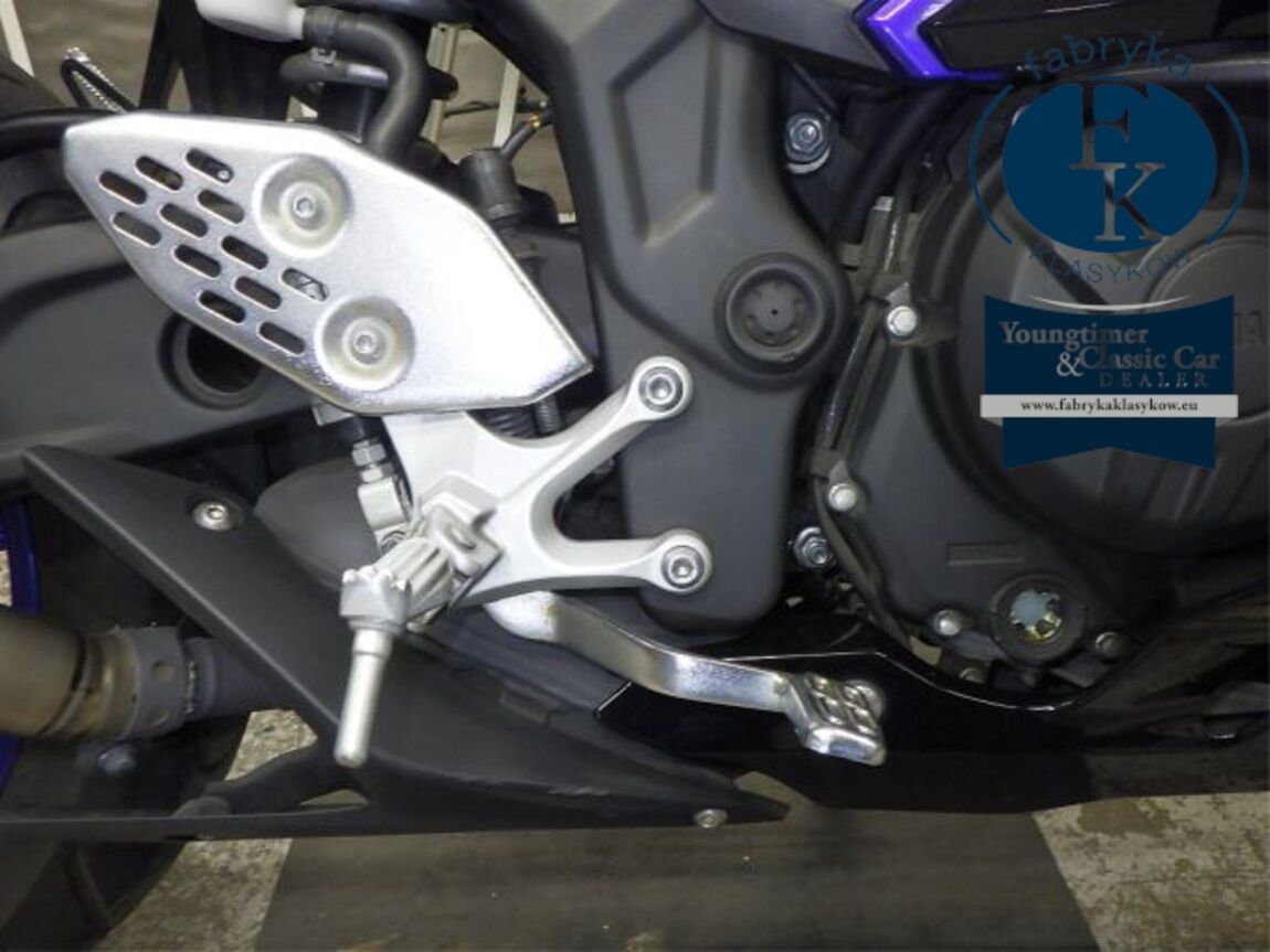 YAMAHA YZF-R25  - zdjęcie 30