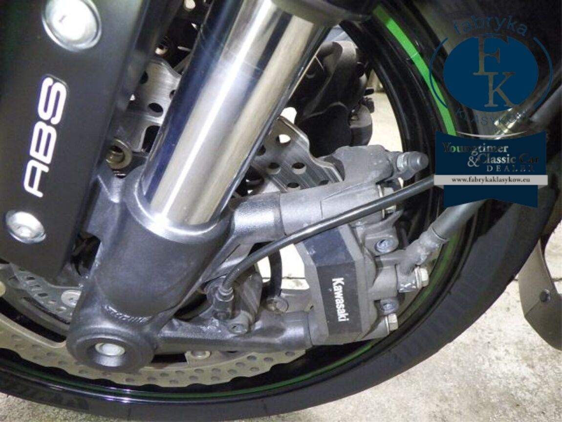 KAWASAKI Z1000-5A 2018 - zdjęcie 23