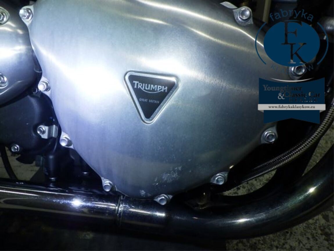TRIUMPH THRUXTON 2012 - zdjęcie 9
