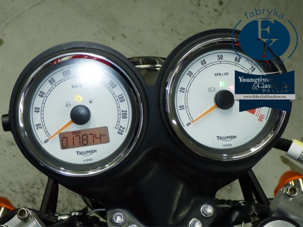 TRIUMPH THRUXTON 2012 - zdjęcie 15