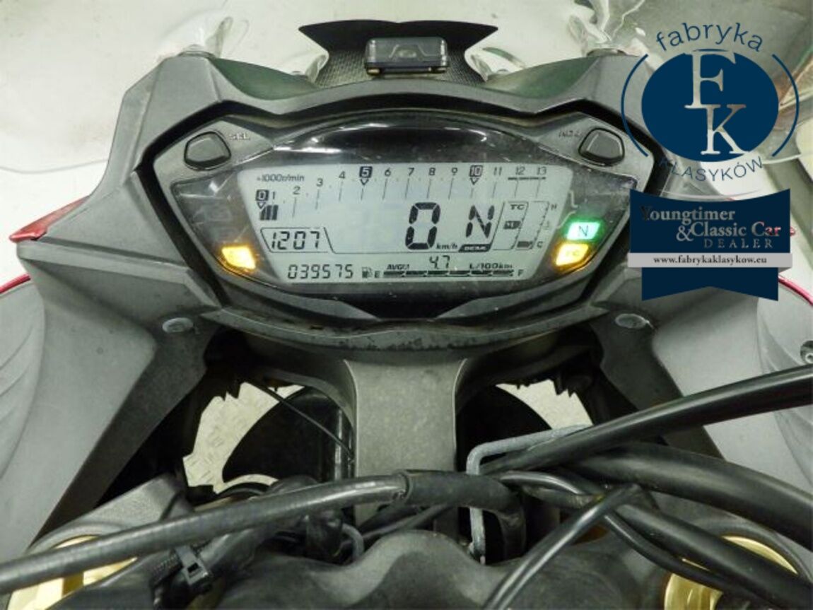 SUZUKI GSX-S1000F 2016 - zdjęcie 13