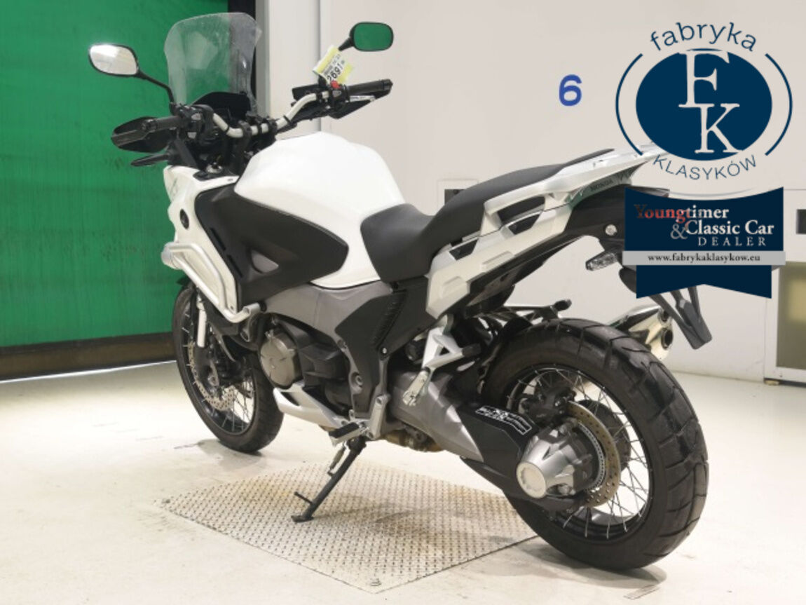 HONDA VFR1200XD 2017 - zdjęcie 7